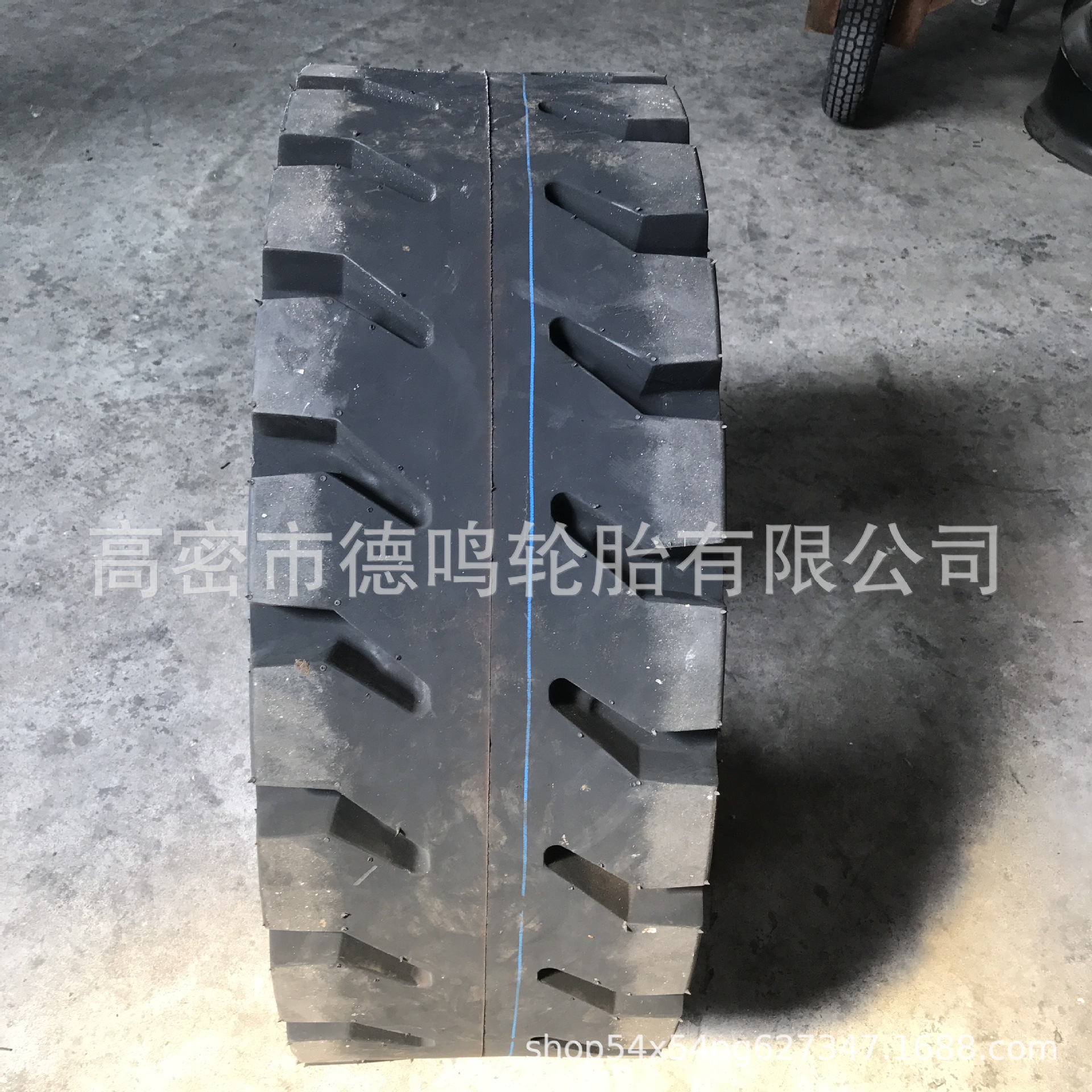 Neumático de ingeniería de suministro 10-16.5 neumático de cargador de dirección deslizante 12-16.5