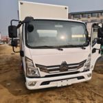 跨境出售二手豪沃厢式货车小型载货车厢式运输车卡车自卸车