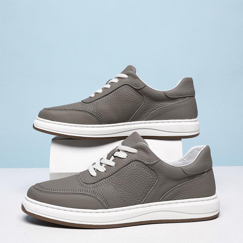 Universal trend white shoes for leisure