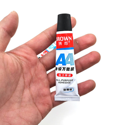 Braun universal glue wholesale 0302 glue curry type glue sticks firmly without punching glass glue high viscosity wall