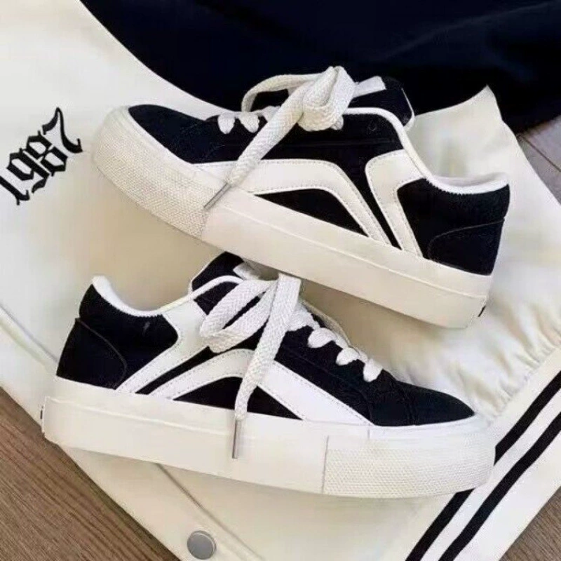 Cloth footwear, trend sneakers for leisure, universal sports shoes, 2025 years, wholesale