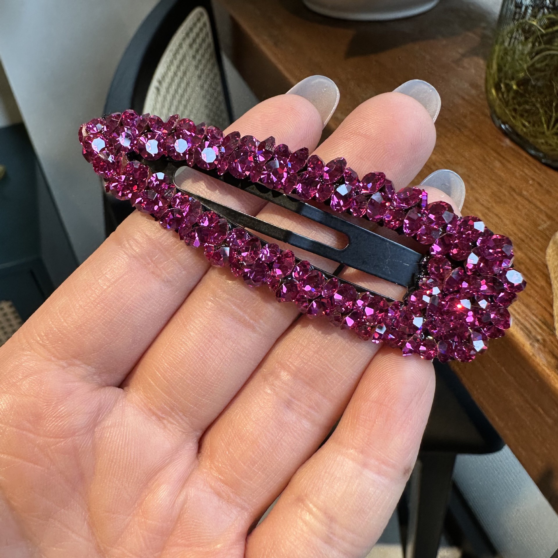18g Weight Hair Clip Hair Accessories Type 1 Piece Quantity Daily, Street Occasion Artificial Crystal Material Solid Color Pattern All Seasons Season Women's Gender Elegant, Shiny Style Elegant Shiny Women's Solid Color Artificial Crystal Hair Clip 17
