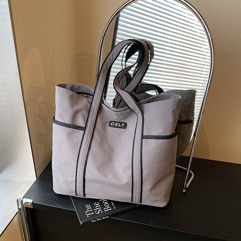 Nuevo bolso Tote para mujer simple y ligero yoga deporte y ocio bolso lulu bolso de hombro de gran capacidad transfronterizo