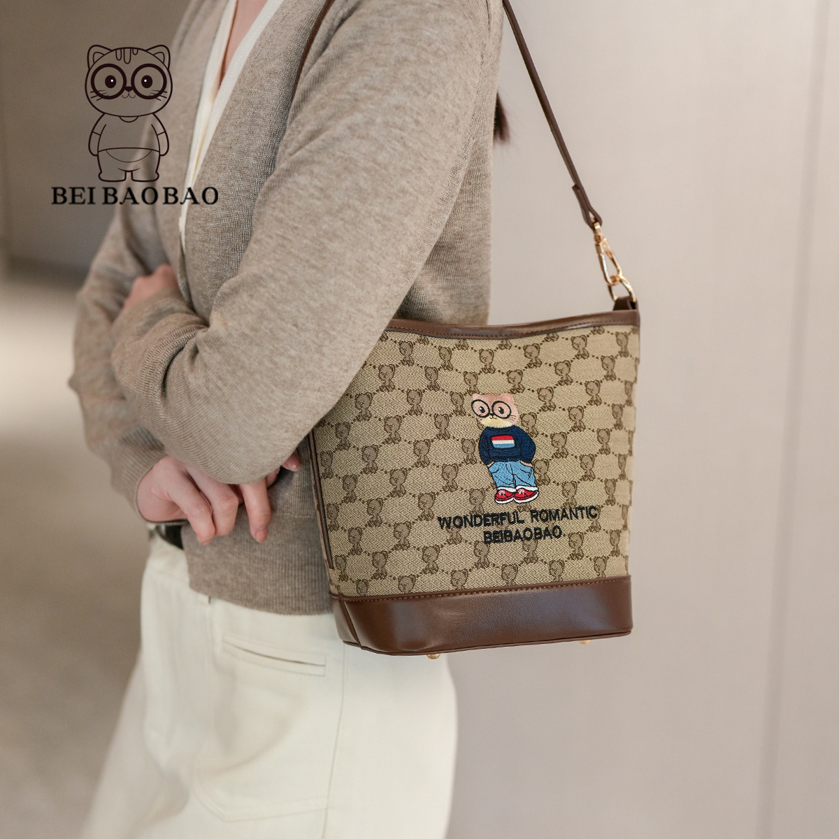 Borsa a spalla in tela alla moda per donna e bambina_voghion.com