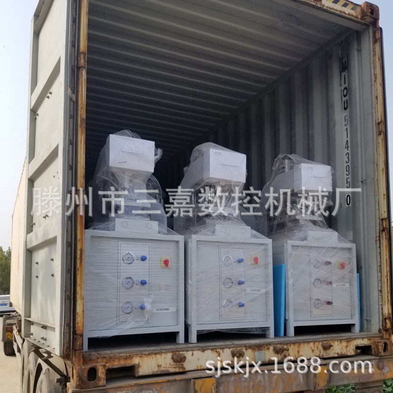 pvc�����Ŵ���ͷ���ӻ� �ܸ��Ͳĵ��㺸�ӻ� �ִܸ�һλ�����豸