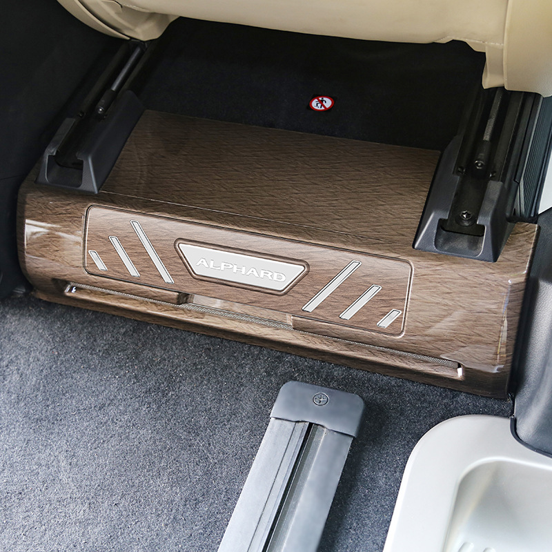 适用23款丰田ALPHARD/VELLFIRE40系汽车前排座椅脚踏字母标升级款