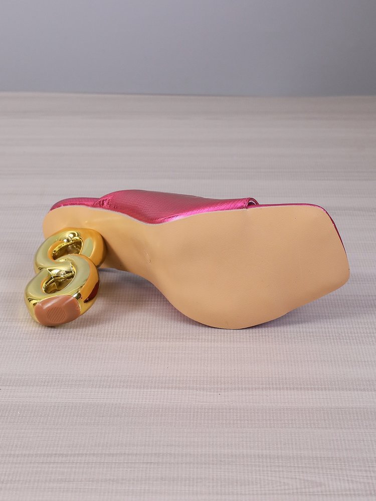 New style to match the square head temperament sexy alien and fashion slippers_voghion.com