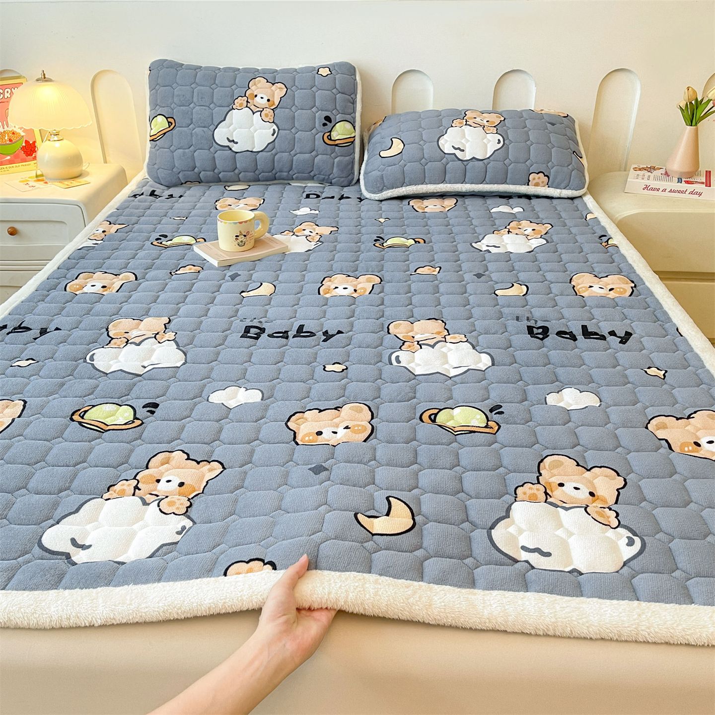 구름 곰 [미끄럼 방지, 정전기 방지, 열 저장 및 보온]]