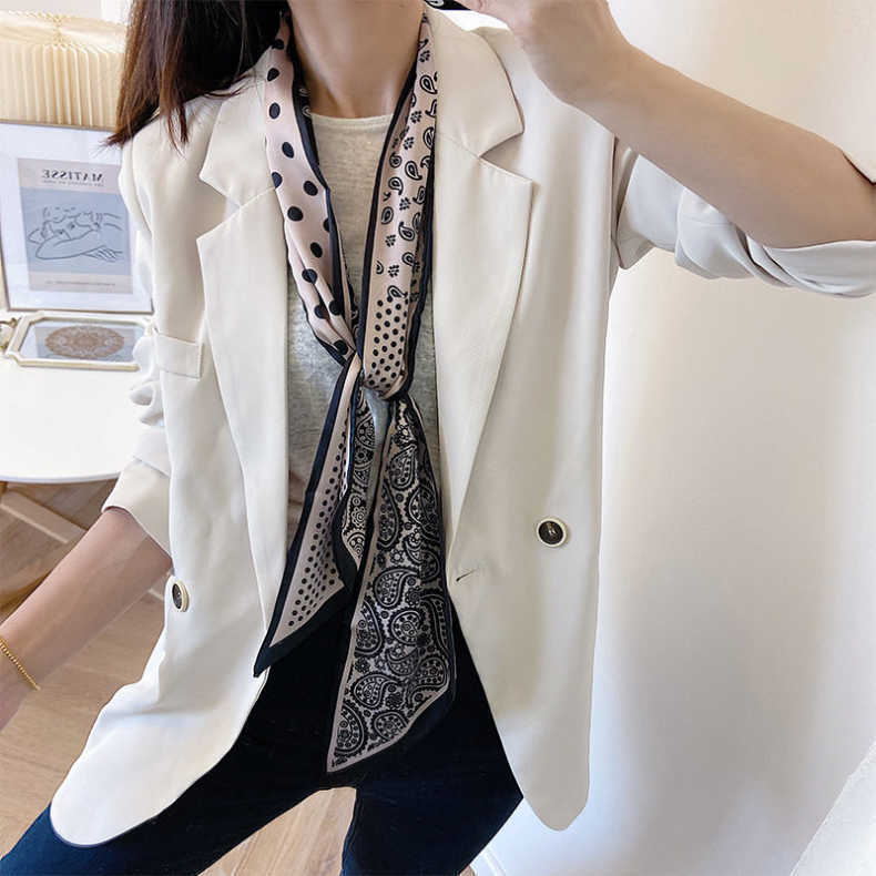 長条の小さいスカーフの卸売りはベルトの女性のヘアバンドを持っています。|undefined