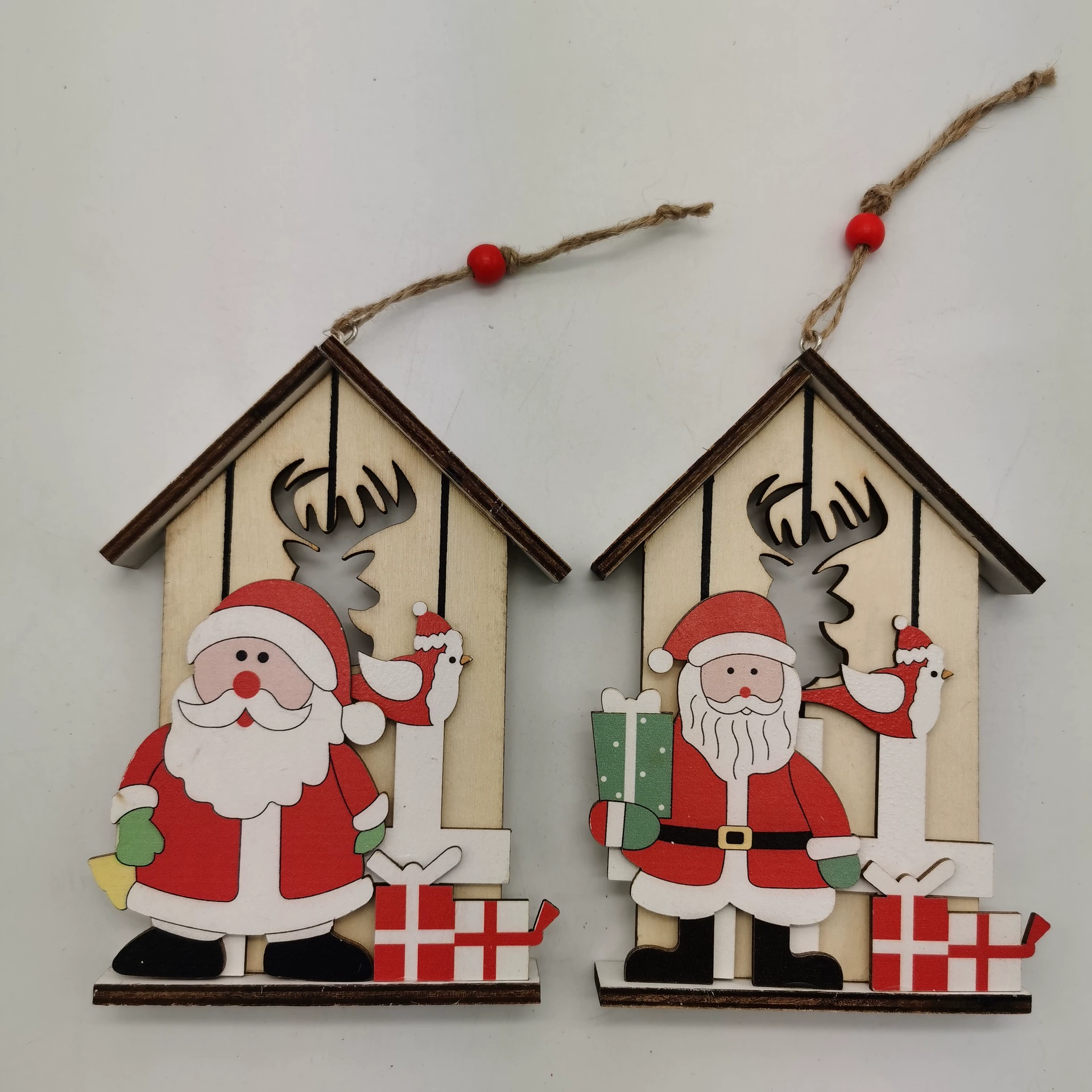 Рождественские украшения деревянные ремесла лазерные полые елочные украшения творческий окрашенный деревянный небольшой кулон оптом