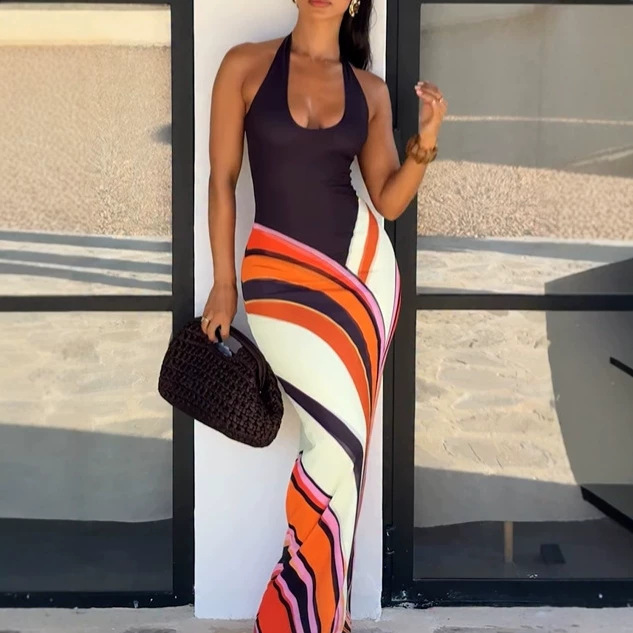 Amazon's best-selling women's clothing in Europe and America: Fashionable and sexy printed bodycon dress with halter neck and V-neck in contrasting colors Amazon's best-selling women's clothing in Europe and America: Fashionable and sexy printed bodycon dress with halter neck and V-neck in contrasting colors