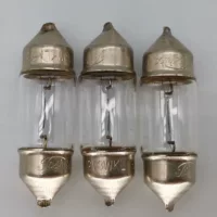 Toshiba Toshiba 12V 31MM C8W KHA A8724PNPF Crown Teana лампа для чтения с двойным наконечником