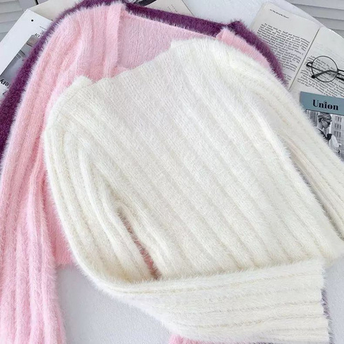 Soft and chewy square-neck mink-feel sweater for women—Korean-style, subtly alluring short knit top with a chic, figure-flattering design, perfect as an inner layer for fall and winter.
