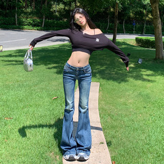 弹力低腰微喇牛仔裤女2025秋季新款修身显瘦提臀百搭辣妹喇叭裤子