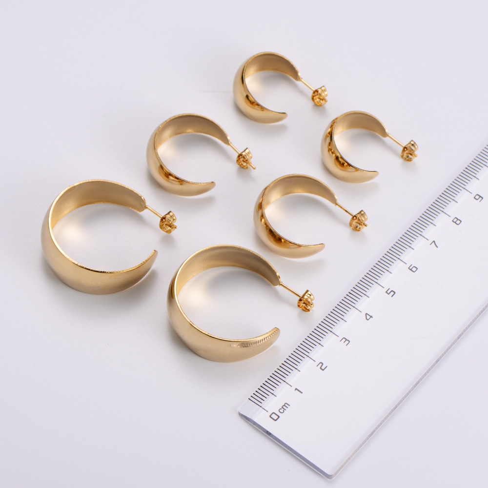 Simple Style Geometric Polishing Stainless Steel No Inlaid 18K Gold Plated Earrings display picture 1