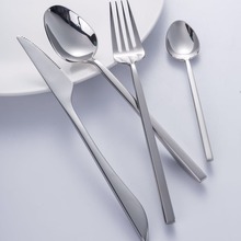 TNT品牌304不锈钢刀叉餐厅高档西餐餐具弓剑牛排刀叉勺套装