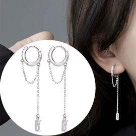 耳钉;项链;耳环
