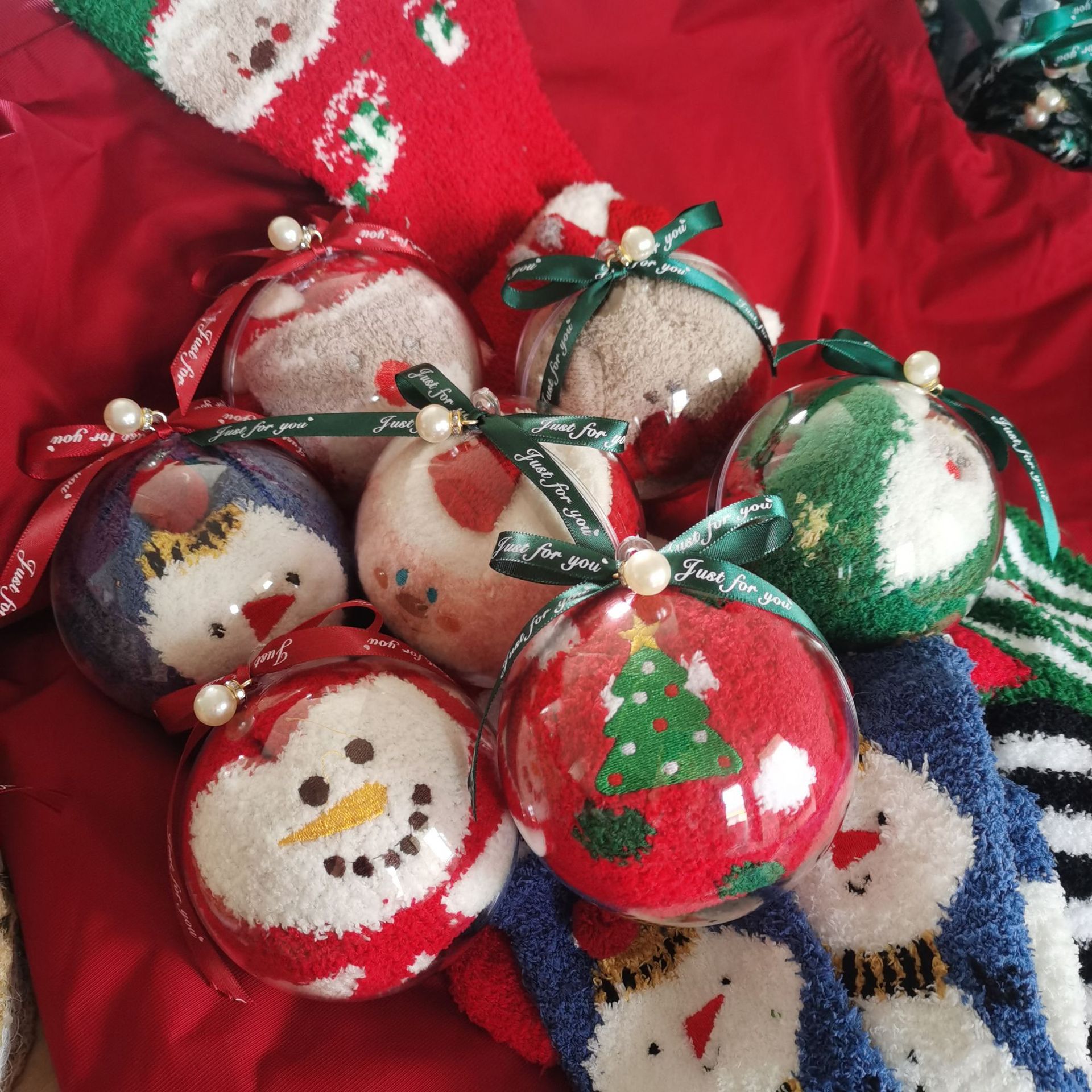 christmas ball socks coral fleece women‘s winter cold-resistant fleece-lined thickened sleeping socks christmas gift tube socks