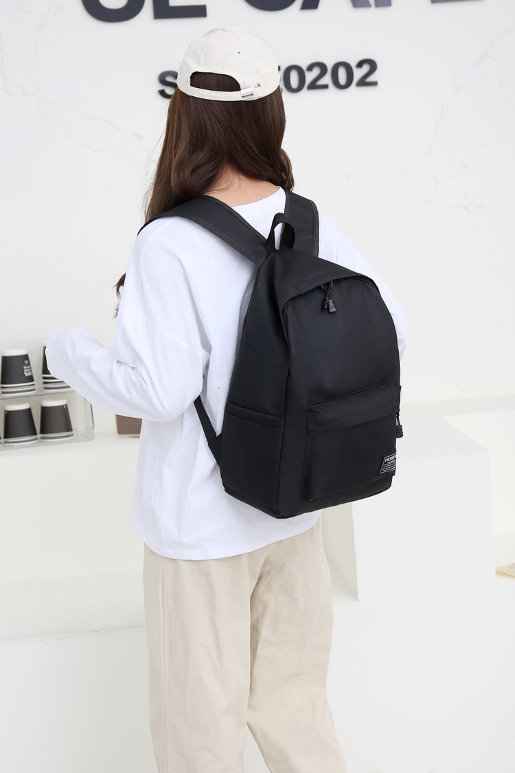 Backpack for middle school students, large-capacity urban simple travel backpack, college style fashionable computer bag, casual bag undefined