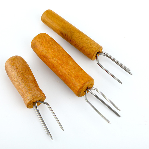 Manufacturer wholesale handheld moxa needle moxibustion extension needle provincial moxibustion tool moxa stick extender scraper solid wood three-prong