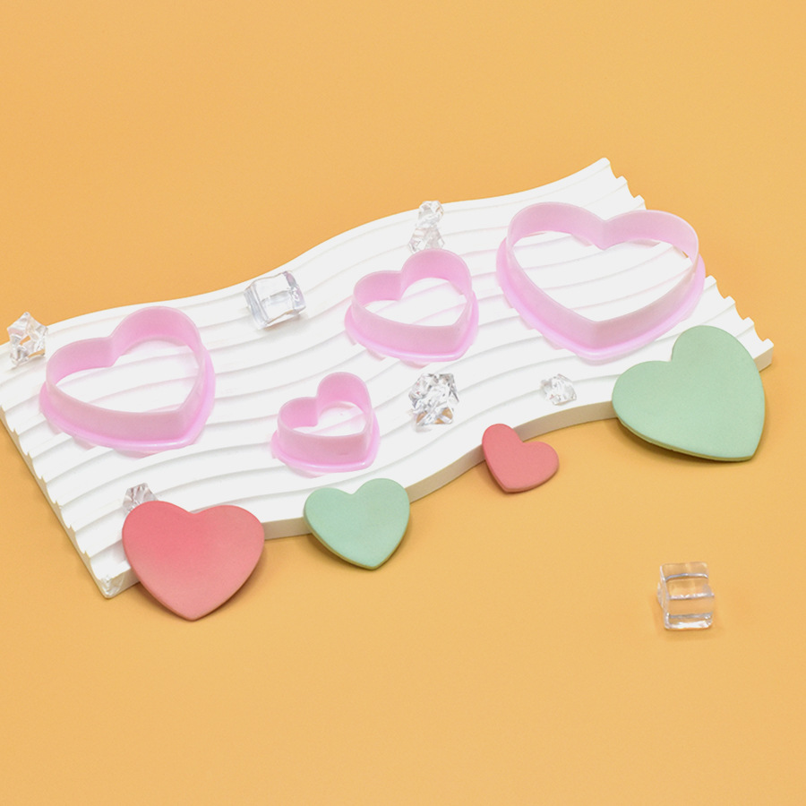 Molde de corte de galletas de amor Molde de plástico en forma de corazón Herramienta de horneado de simulación Molde de arcilla de pastel de fondant