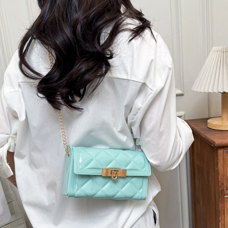 PVC jalea color diamante bolso pequeño para mujeres 2026 verano nuevo moda moda moda cadena mochila de hombro