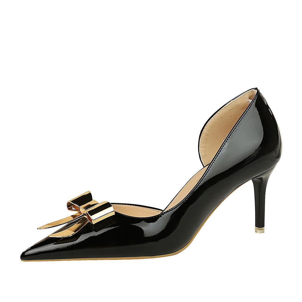 Damen Stiletto Pumps Mit Spitzer Kappe Aus Lackleder Party_voghion.com