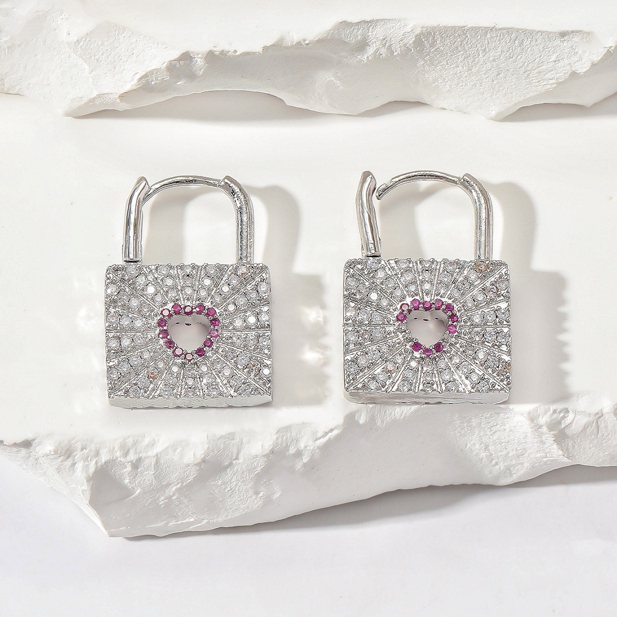 Women's Gender 1 Pair Simple Style Classic Style Heart Shape Inlay Copper Zircon Earrings