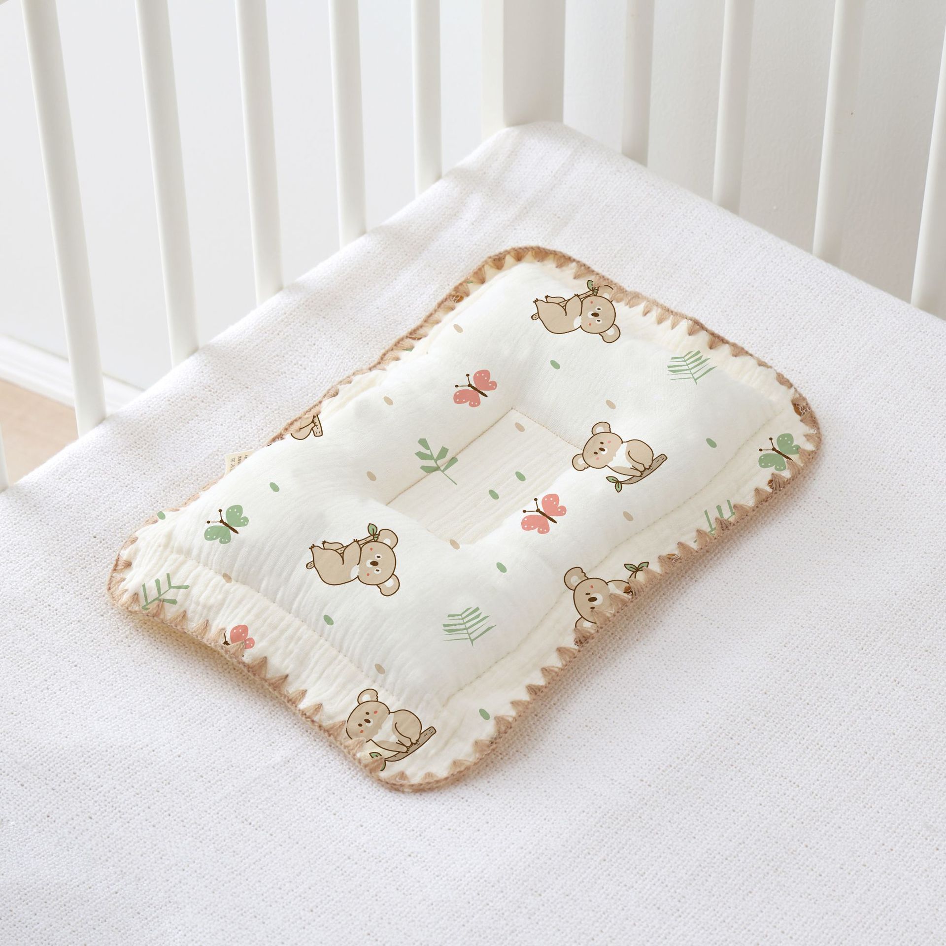 赤ちゃんの定型枕は0 ~ 6ヶ月以上です。