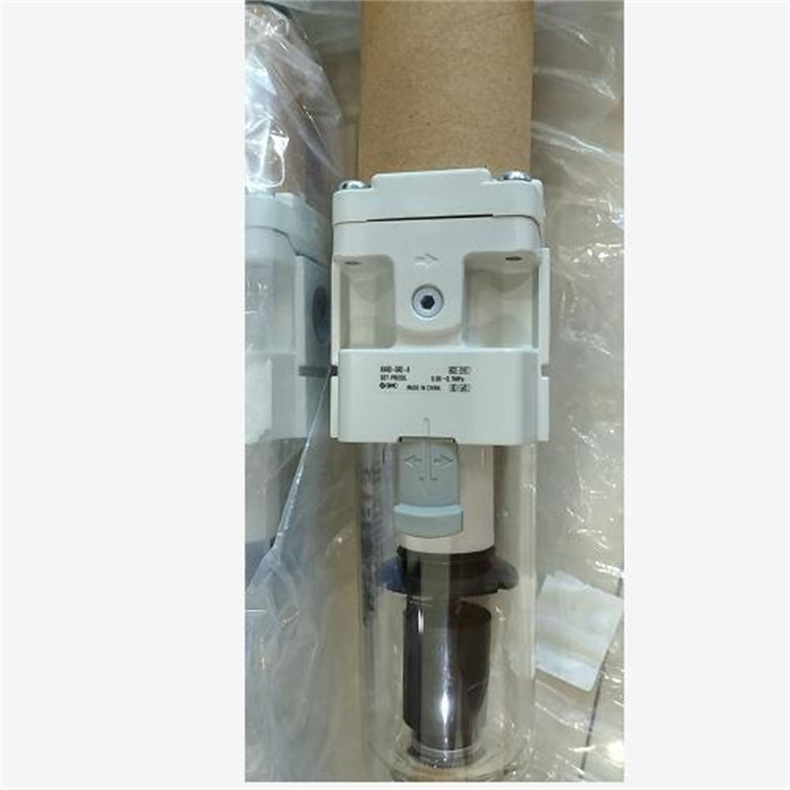 带压力表供SMC的的常规过滤减压阀AW30-N02BG-B