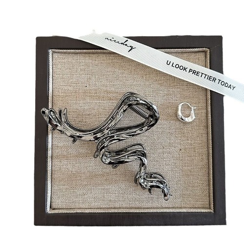 高级感冷淡风液态线条金属大号抓夹高品质后脑勺发抓盘发鲨鱼夹女