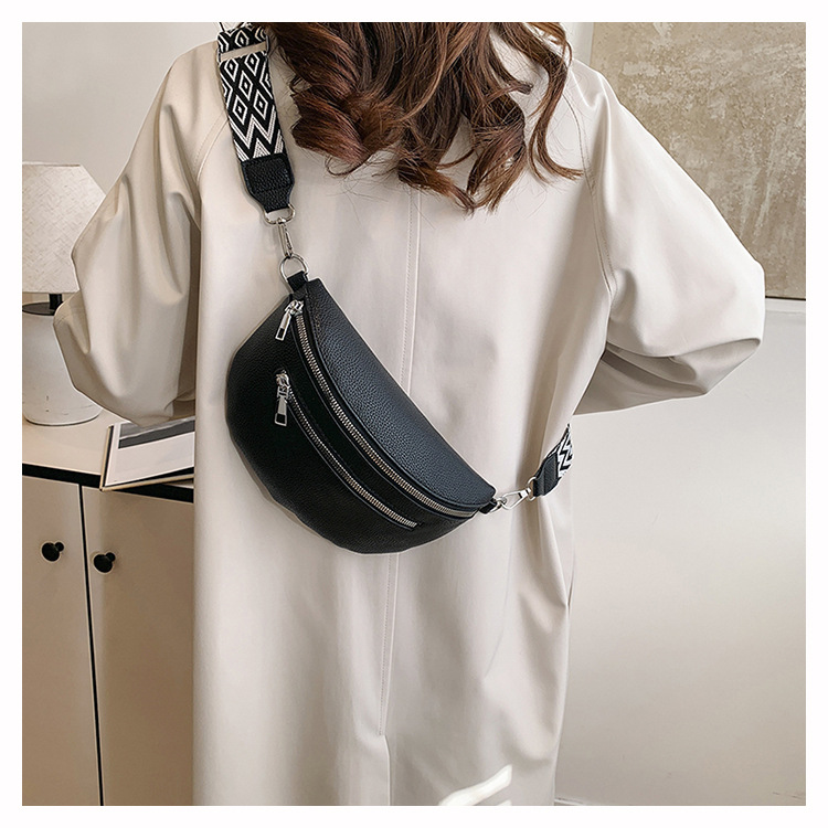 Women's Streetwear Solid Color Pu Leather Waist Bags display picture 28