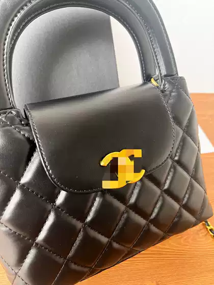 2025 New Versatile Handbag for Women, Quilted Bag, Single Shoulder Chanel-Style Fashion Simple Crossbody Bag, Genuine Leather Chain