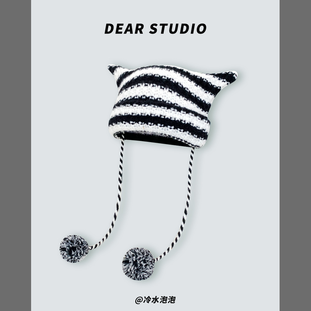Japonés lindo gato orejas de punto de lana sombrero femenino Otoño e Invierno pequeño diablo a rayas cálido todo-Partido suéter sombrero moda