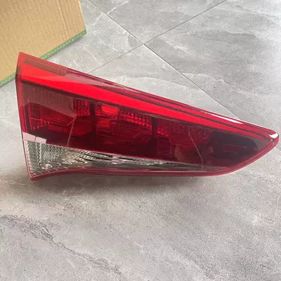 reversing brake light, Tail light - low-fitting-inner-side-light-main-driving-side-boutique-semi-assembly-1-others