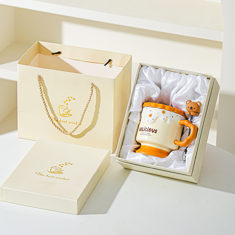 Caricatura dulce oso galletas tazas de cerámica con tapa de alta calidad de la oficina taza de agua regalo de mano taza de regalo