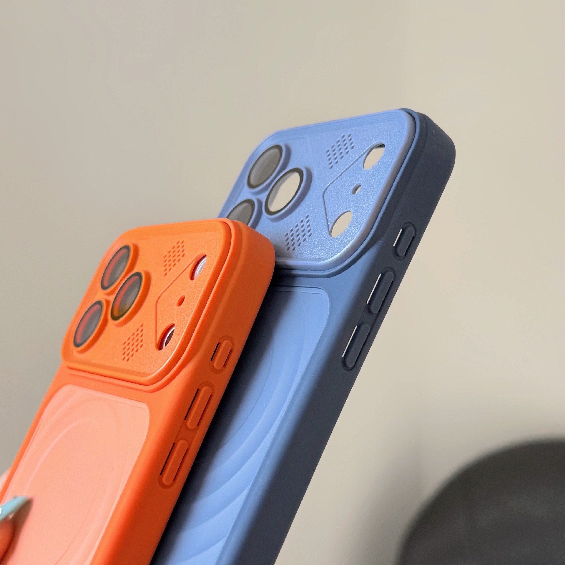 Nuevo Apple 17 caso de teléfono celular lente película mecha ondulado succión magnética iPhone 16 cubierta de protección contra caídas 11