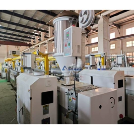 塑料挤出机;塑料管材设备;塑料造粒机