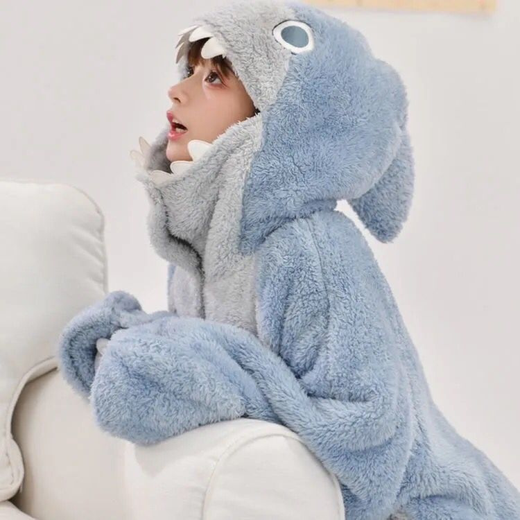 Lindo divertido tiburón pijamas de las mujeres de invierno coral fleece prendas de vestir exteriores de lana larga homewear camisón de dibujos animados