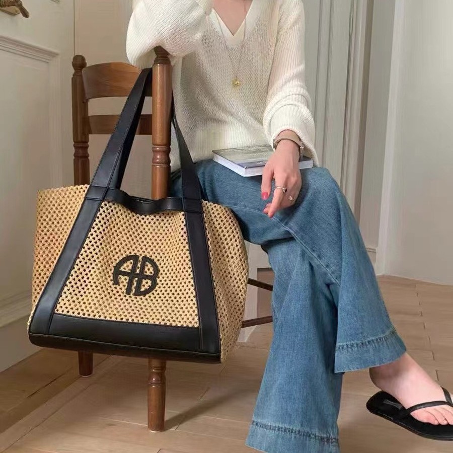 Dropshipping 2025 New Summer Women's Straw Woven Large Capacity Tote Bag Handbag Shoulder Crossbody Travel Bag - Thumbnail 3