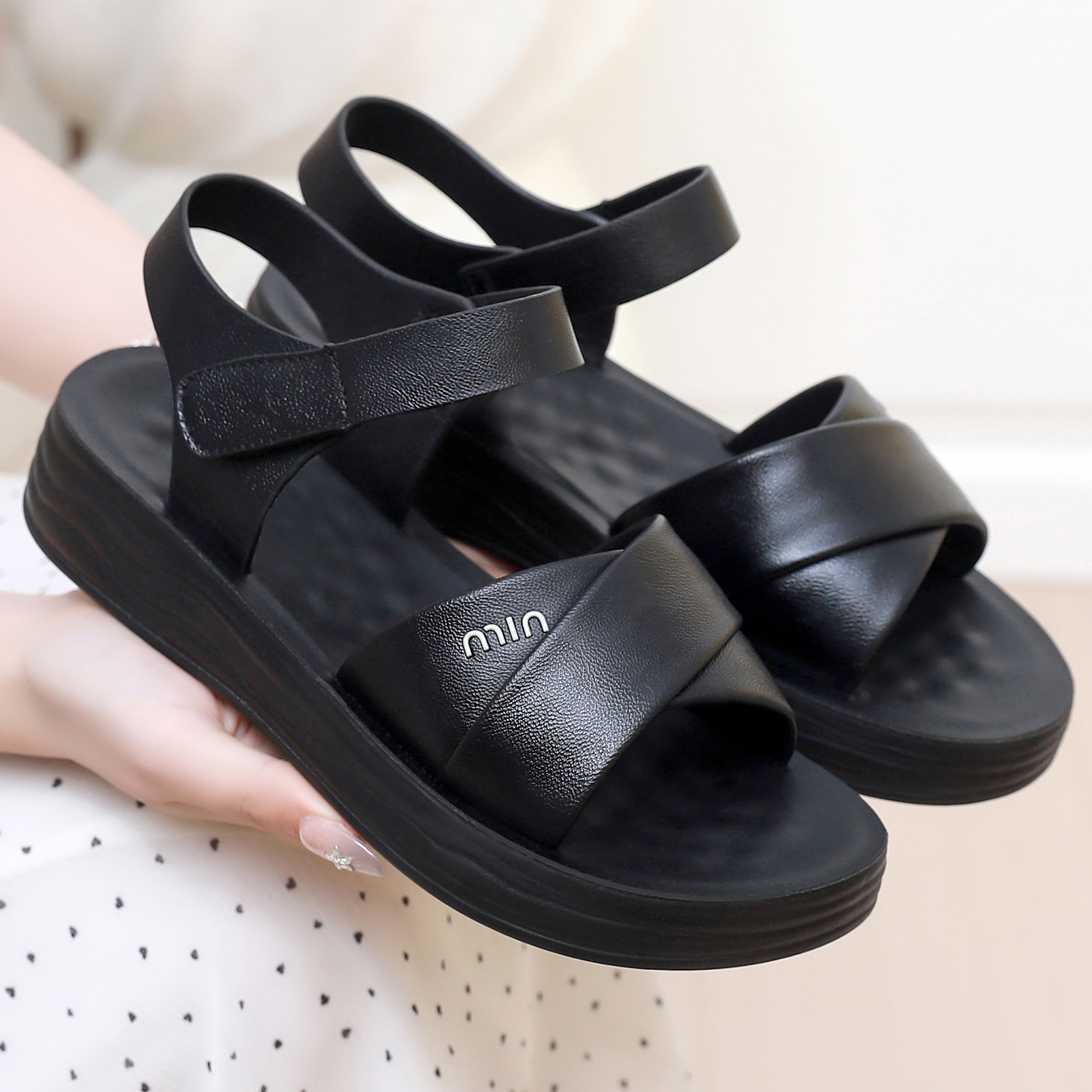 Zapatos de madres sandalias zapatos de verano madres nuevos cómodos zapatos planos con suela suave cómodos zapatos casuales