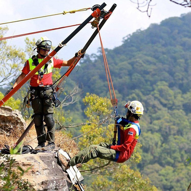 复杂地形组合式全地形救援支架山岳救援组合式三脚架下井救援装置