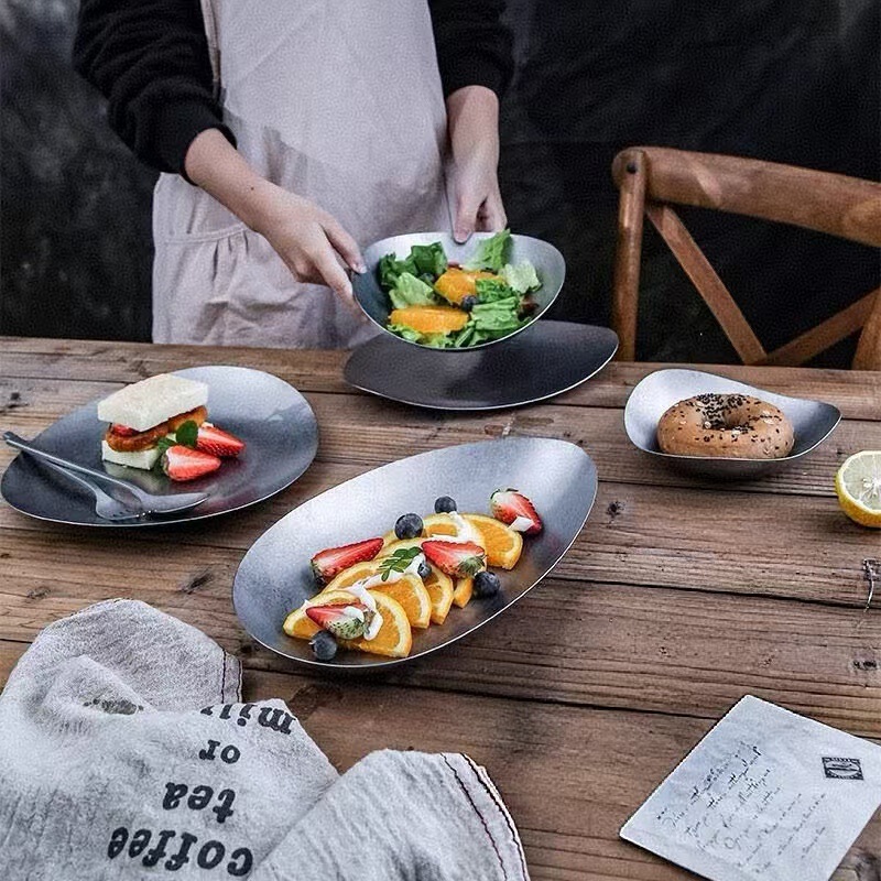Stainless Steel Retro Snowflake Shaped Plate Creative Irregular Tableware Outdoor Barbecue Home Commercial Western Food Plate Stainless Steel Retro Snowflake Shaped Plate Creative Irregular Tableware Outdoor Barbecue Home Commercial Western Food Plate