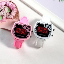 新款卡通学生电子表小女孩可爱型动漫型KT猫LED手表赠送礼品