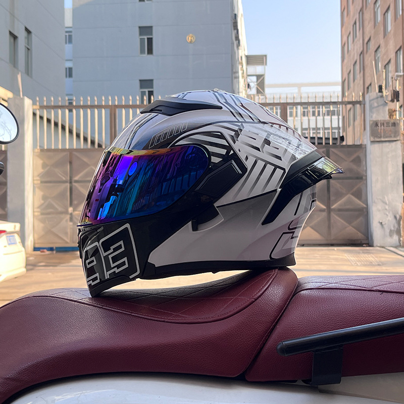 Cuatro estaciones coche eléctrico casco de seguridad cola grande superficie expuesta Jiekai 3C certificado casco de la motocicleta casco completo de la motocicleta de los hombres personalidad