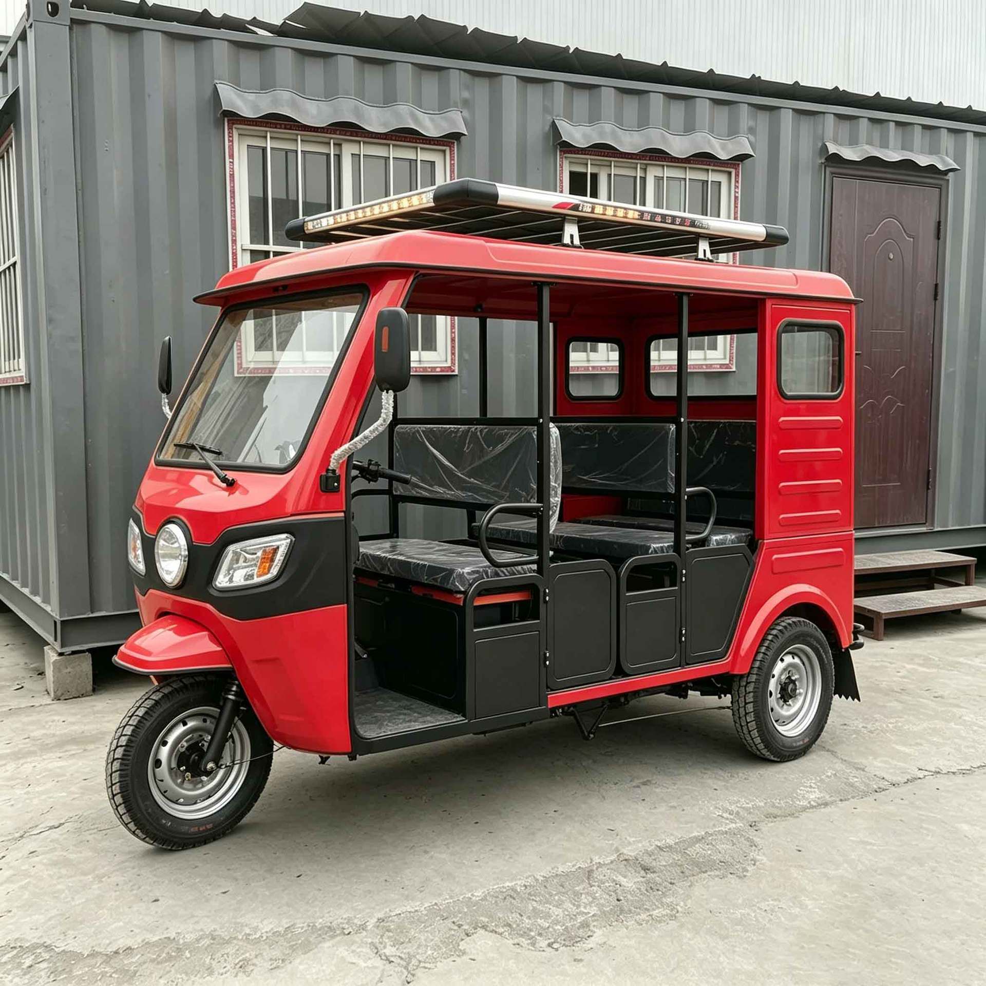 Cross-Border Fuel-Powered Tuk-Tuk with Canopy for Passenger Transport, Multi-Seater Tourist Sightseeing Tuk-Tuk
