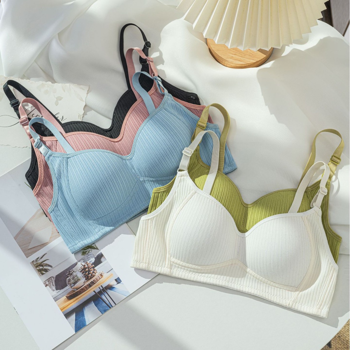 [Comercio electrónico transfronterizo] Macarons, recolección lateral transpirable, recolección, colección superior, leche auxiliar, ropa interior antiflacidez, sujetador de texto para niña