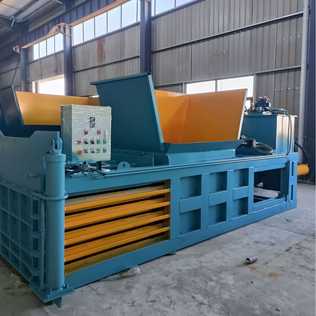 废纸塑料瓶液压打包机 易拉罐薄膜编织袋 卧式液压打包机