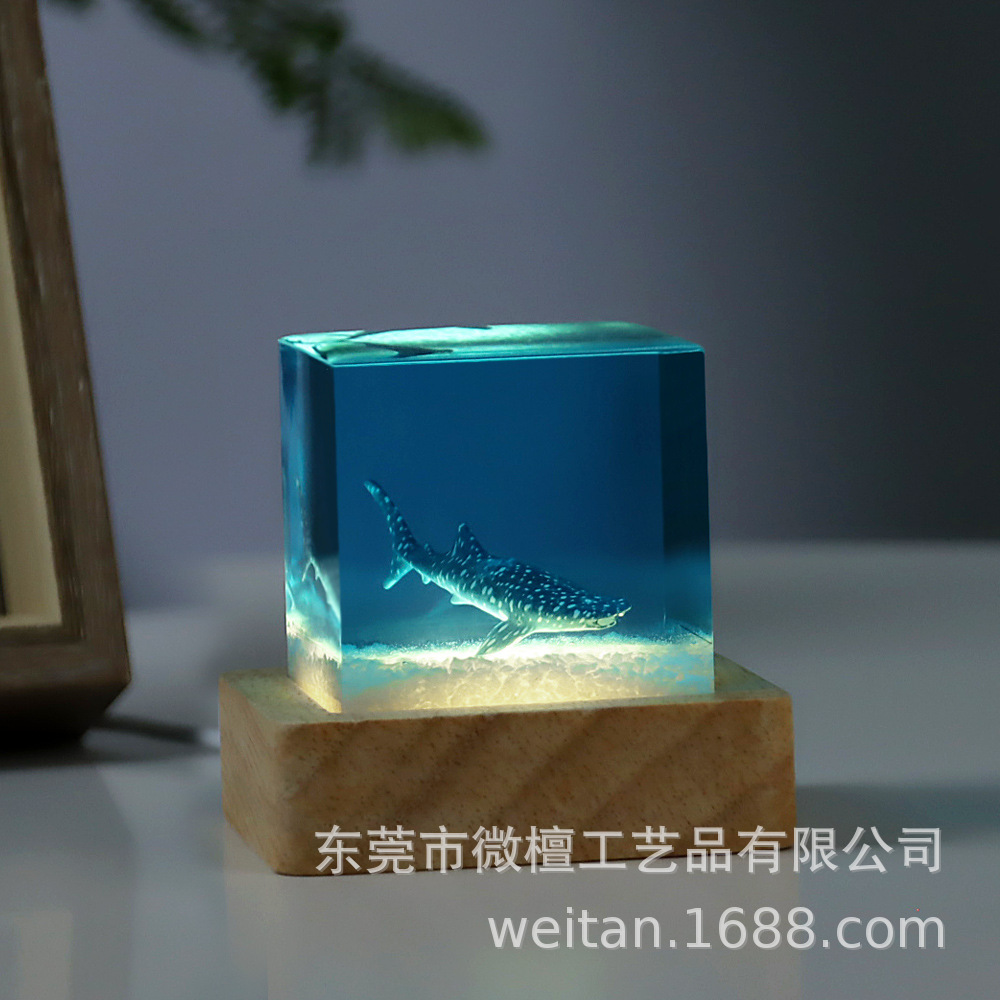 Creative Design Whale Ornaments Resin Nightlight Bedroom Birthday Gift 5cm Marine Luminous Crafts