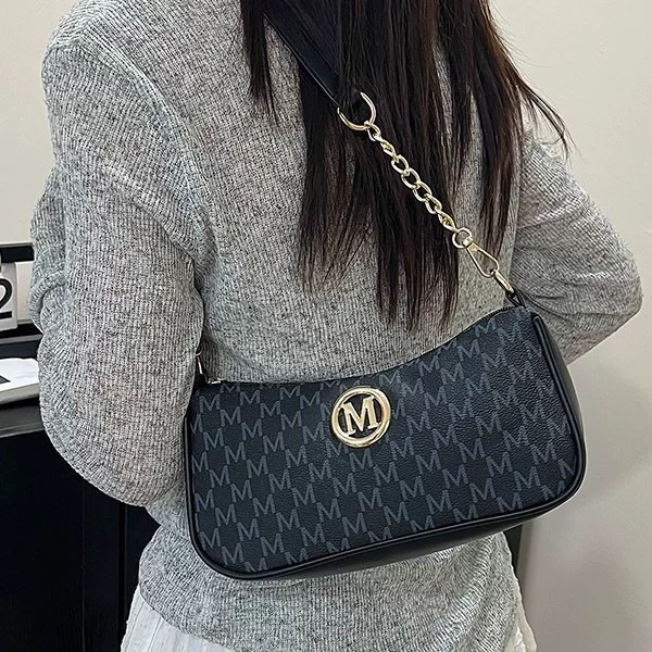 2026 Spring New Fashion Niche Underarm Bag Stylish Personality Shoulder Bag Letter Print Crossbody Bag Crescent Bag